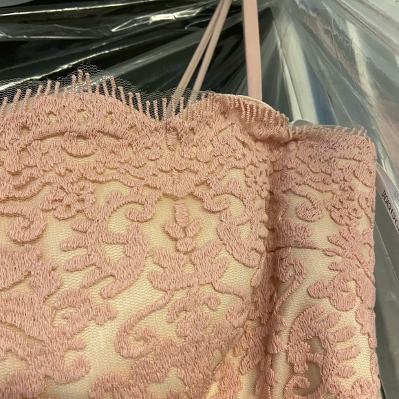 Tadashi Shoji PIN-TUCK and LACE JERSEY GOWN WITH REMOVABLE STRAPS SIZE XS - Picture 14 of 16